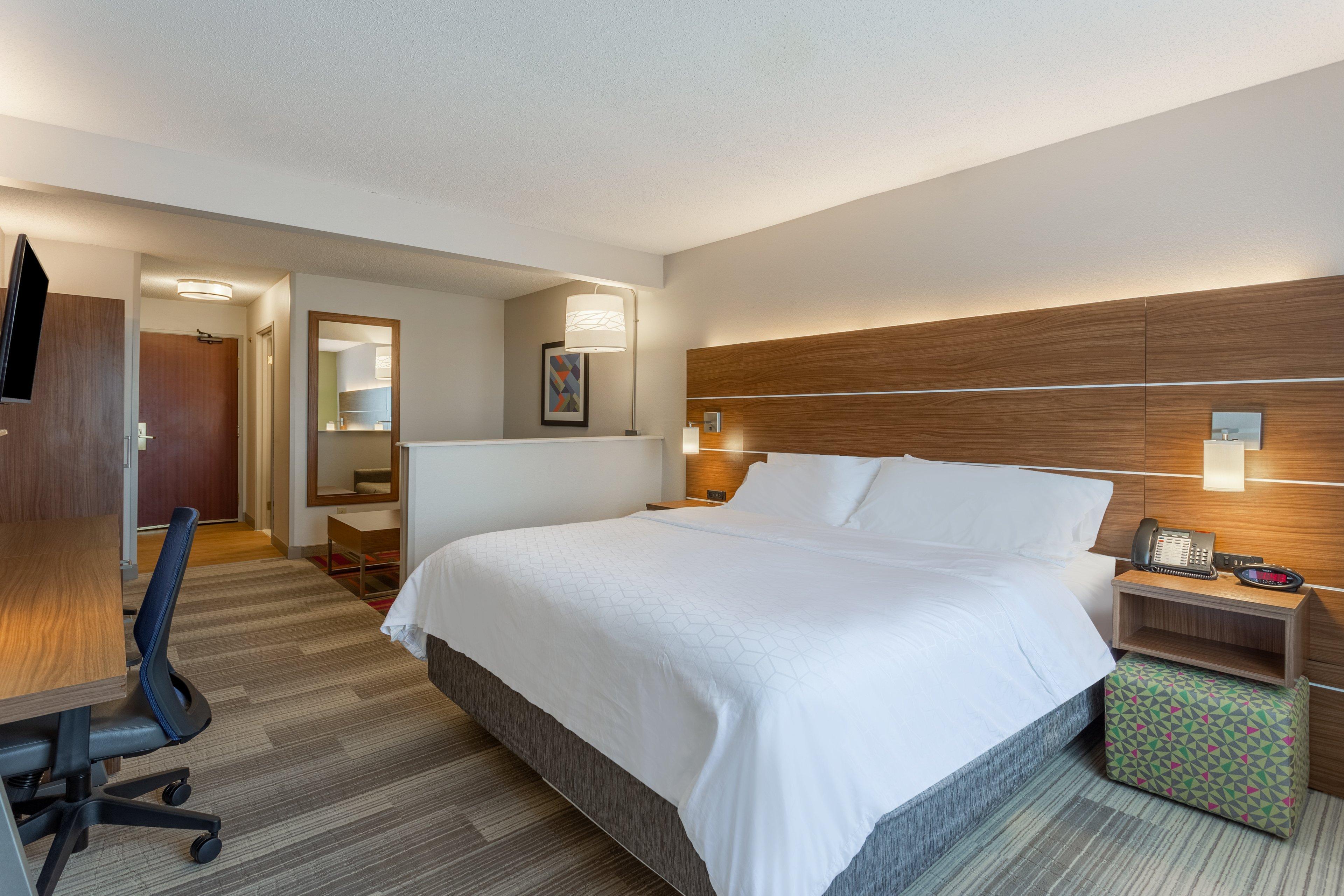 Holiday Inn Express Hotel & Suites Burlington By Ihg Екстер'єр фото