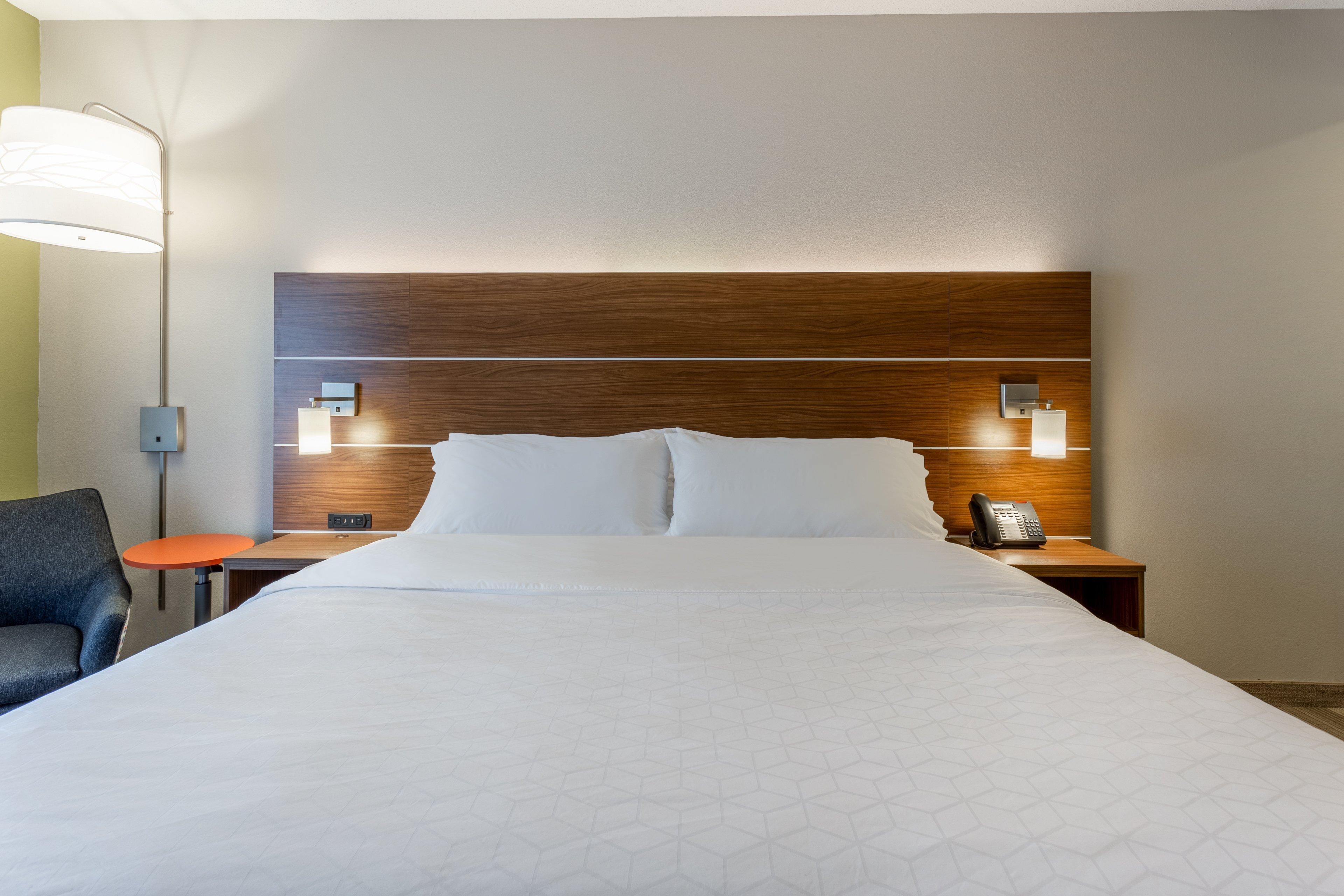 Holiday Inn Express Hotel & Suites Burlington By Ihg Екстер'єр фото
