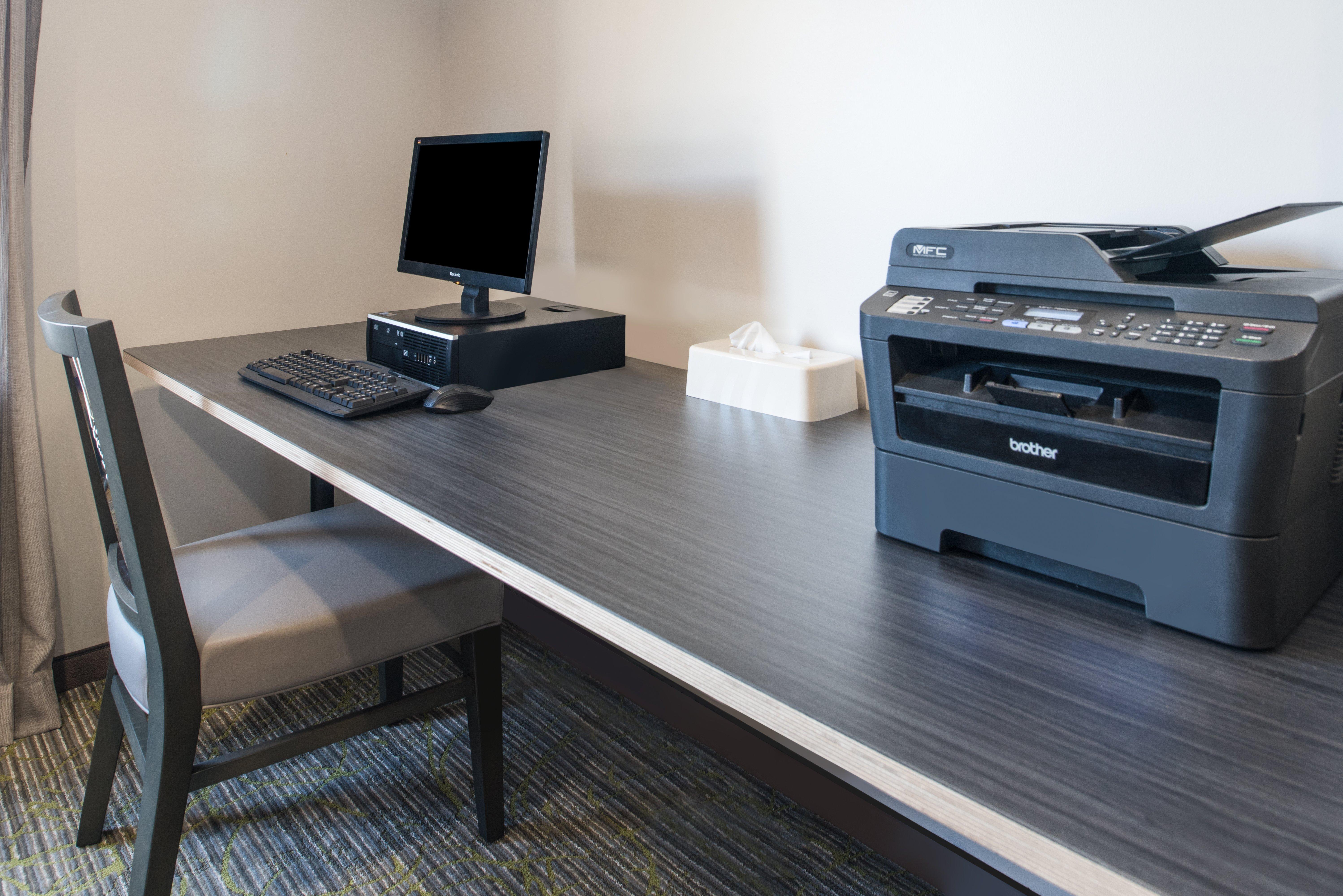 Holiday Inn Express Hotel & Suites Burlington By Ihg Екстер'єр фото