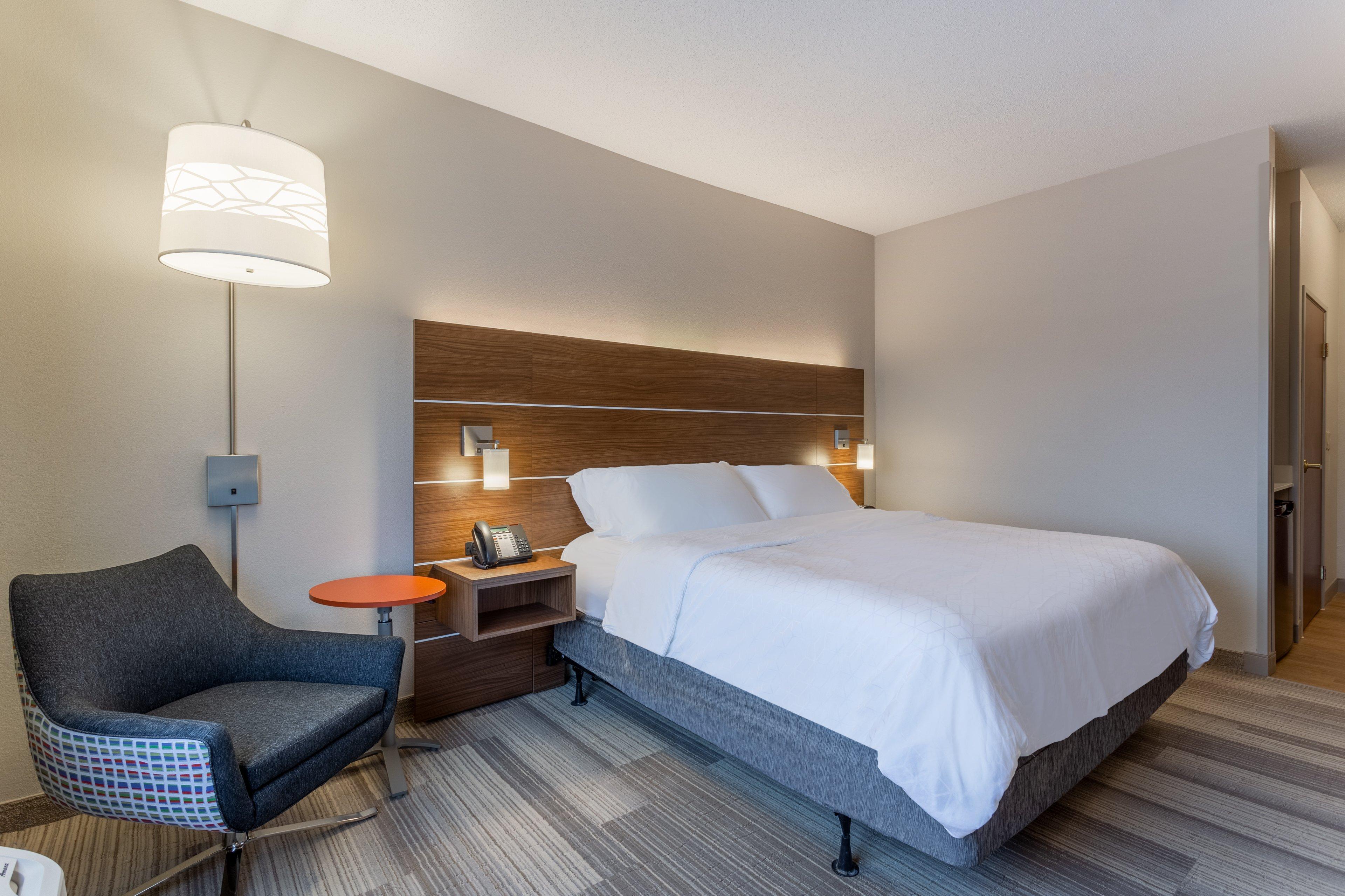 Holiday Inn Express Hotel & Suites Burlington By Ihg Екстер'єр фото