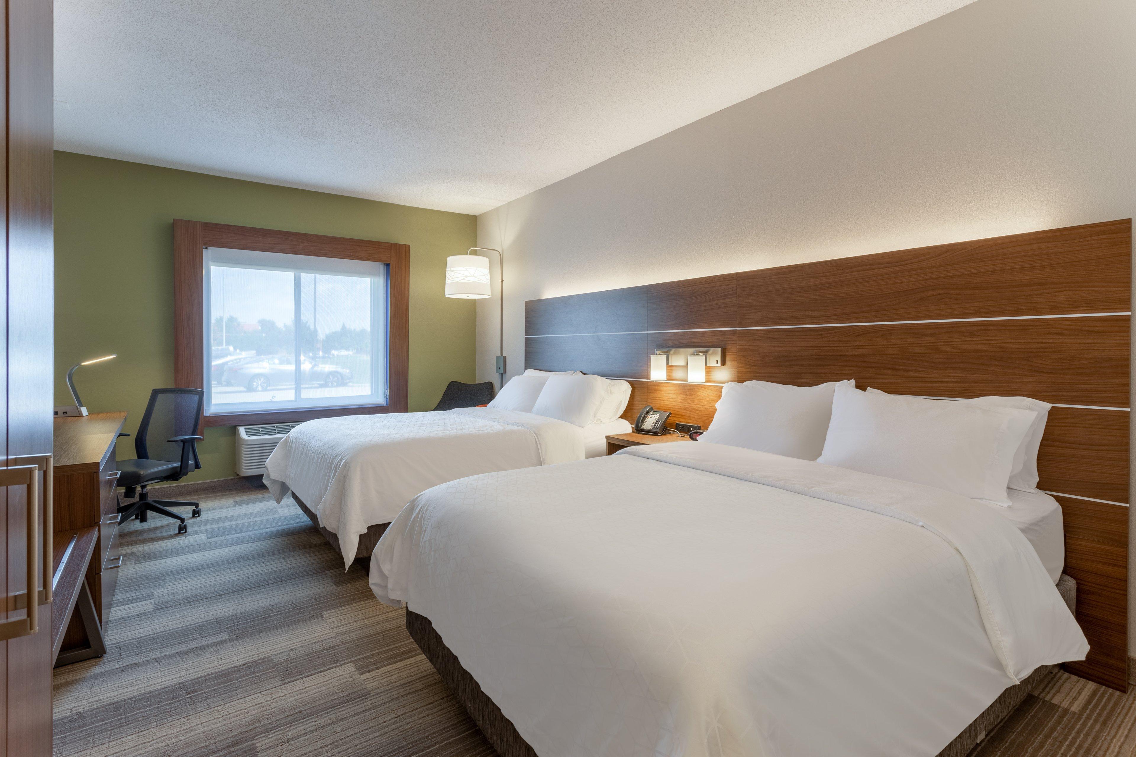 Holiday Inn Express Hotel & Suites Burlington By Ihg Екстер'єр фото