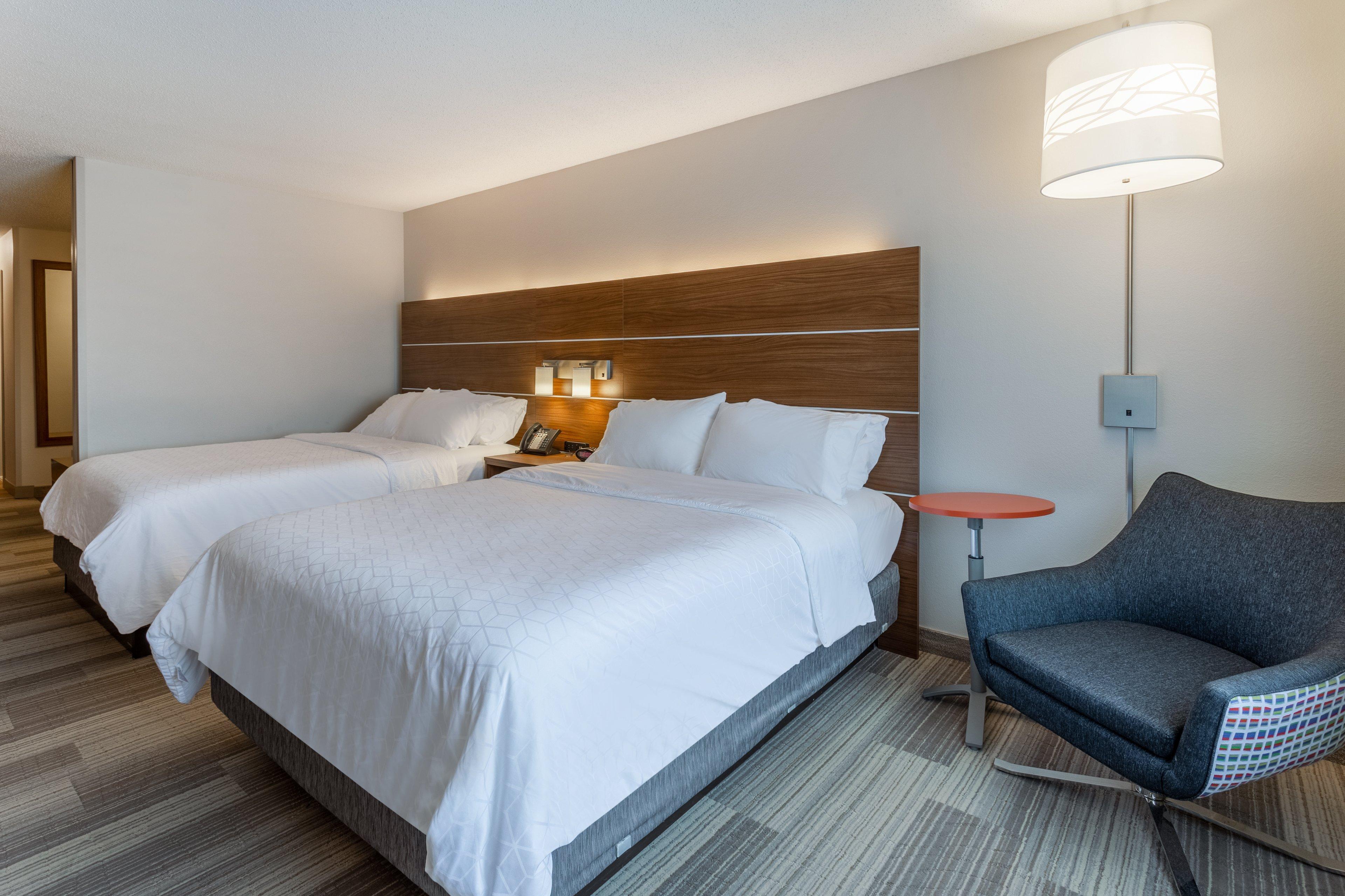 Holiday Inn Express Hotel & Suites Burlington By Ihg Екстер'єр фото
